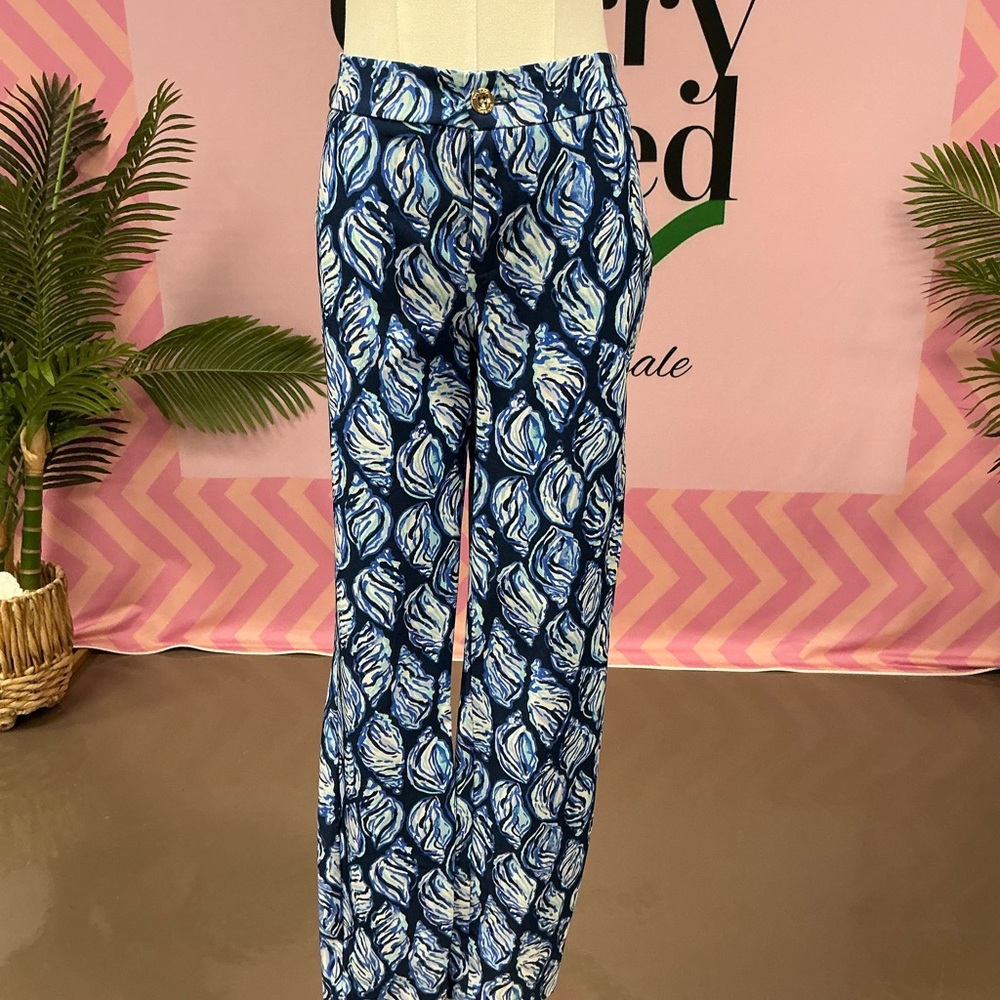 Lilly Pulitzer Blue and White Patterned Wide Leg Pants